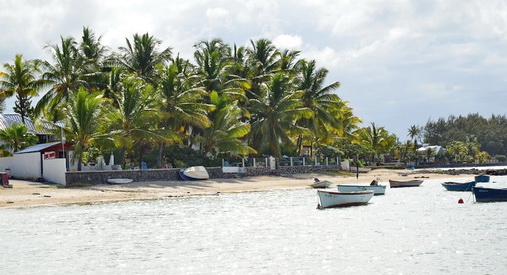 Grand Gaube Apartments - Mauritius Guesthouse